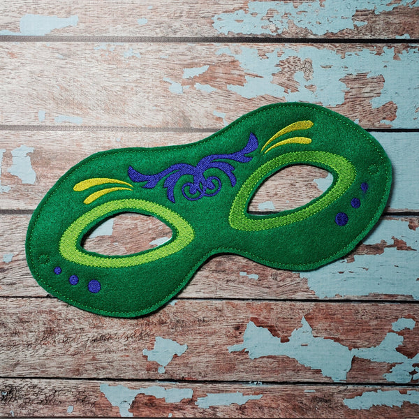 Mardi Gras Mask In the Hoop Embroidery Design - 5x7 6x10